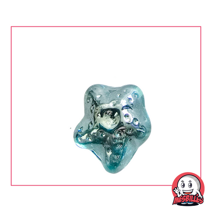 Canica de vidrio con forma de estrella de mar, de color azul translúcido con burbujas internas y superficie brillante