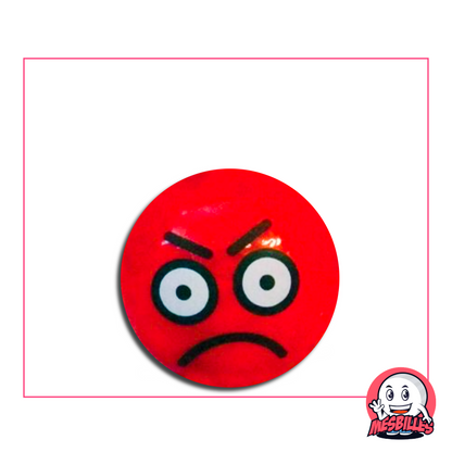 Canica roja que representa una cara furiosa con cejas fruncidas y ojos redondos expresivos