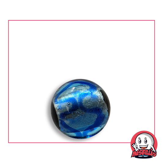 Bille Art Machu Picchu Bleu 16 mm en verre à feuille argentée, volutes et anneaux bleu vif, deux bouts noirs opaques, vue de dessus, 16 mm de diamètre