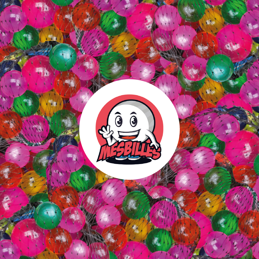 Añade dulzura a tu colección con la Canica Rosa Difuminada de 25 mm, una calota de cristal de color rosa difuminado. Es el tipo de canica que te hace sonreír, incluso en los días lluviosos. Perfecta para aquellos que ven la vida de color rosa. Haz clic para añadir una nube de felicidad a tu colección de canicas