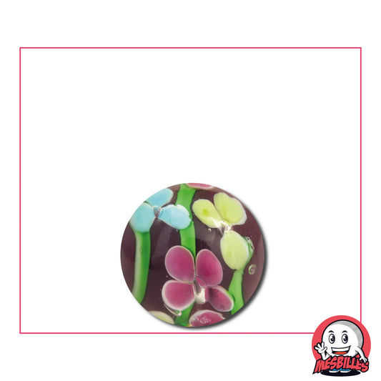 Bille Art Tige Fleurie Violette 16 mm – bille violette avec fleurs en verre bleu, rose et jaune, miniature florale artistique MesBilles