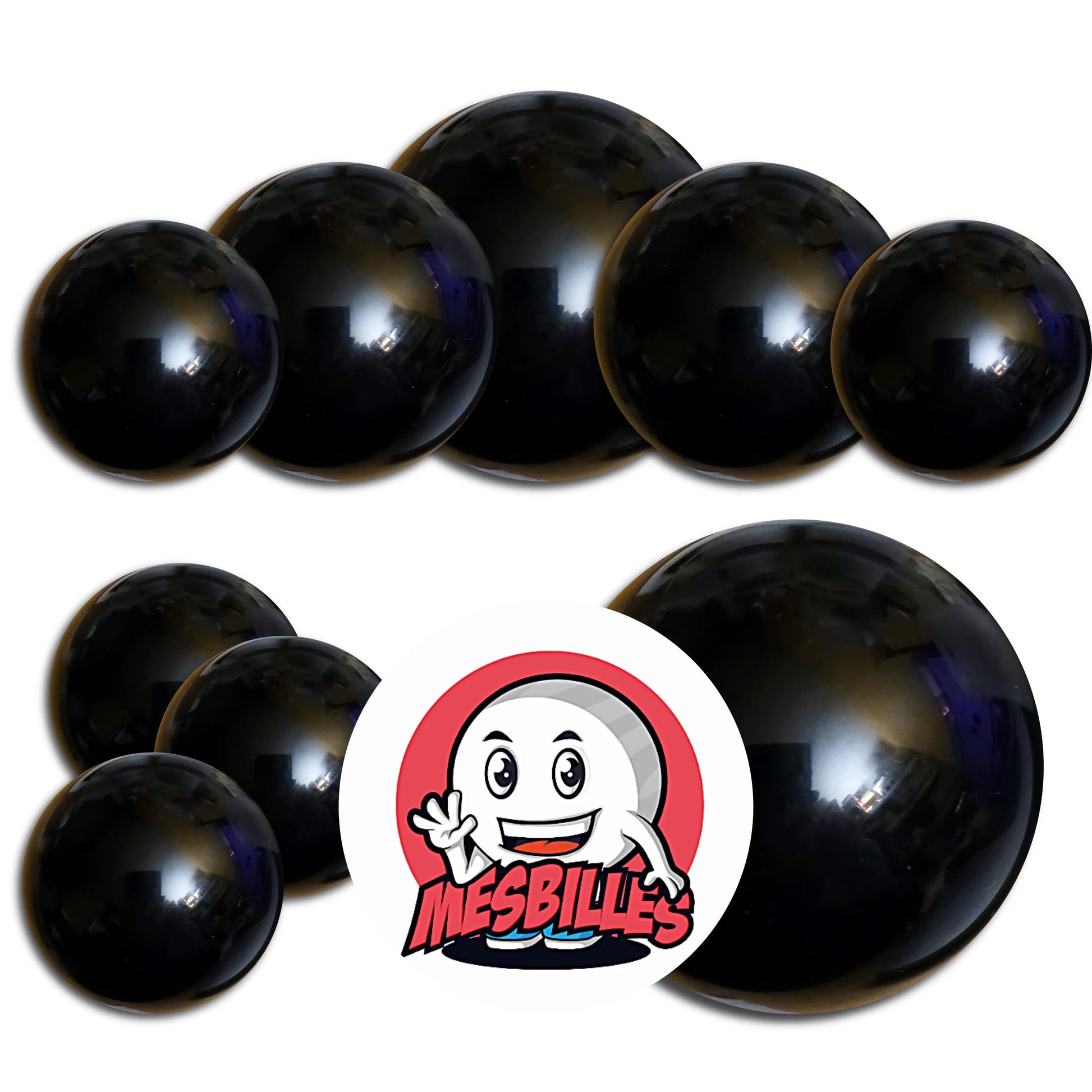 Laissez-vous séduire par la taille imposante de la Bille Perle Noir et ajoutez une dose d'élégance sophistiquée à vos jeux de billes.