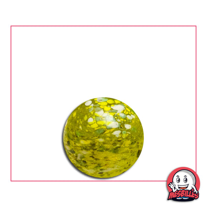 Bille en verre Translucide de la famille des Billes Collector Kim'Play, de 16 mm et recouverte de taches Vertes et Jaunes.